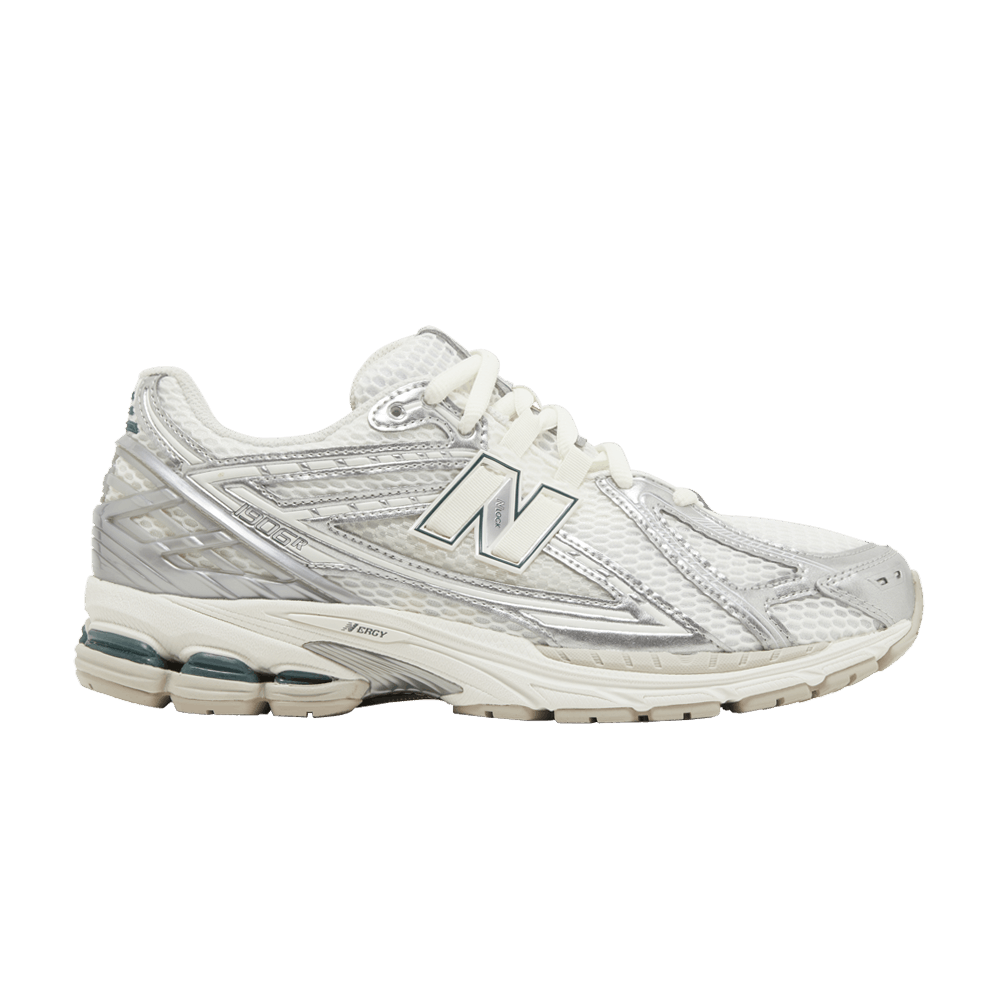 1906R 'Silver Metallic Cream'