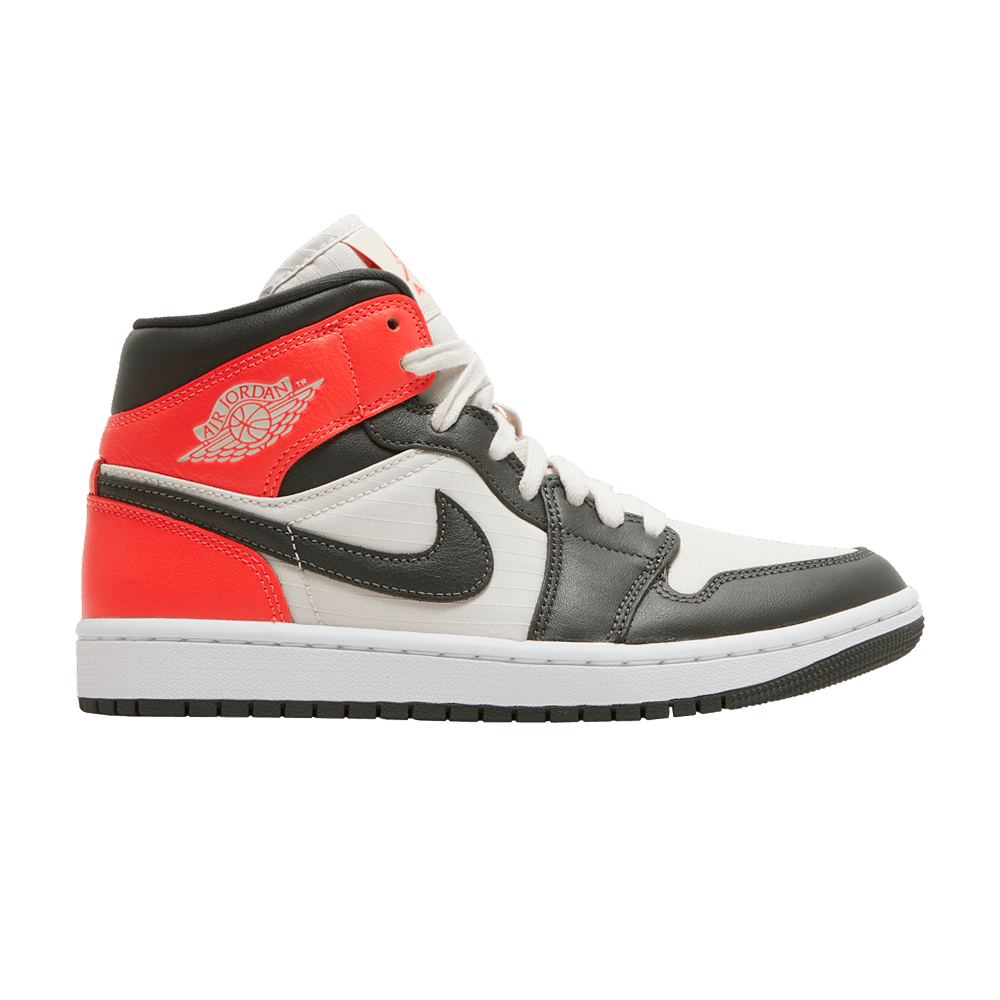 Wmns Air Jordan 1 Mid SE 'Newsprint'